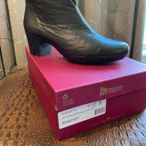 Munro Robynette Bittersweet (Dark Brown) 11.5M